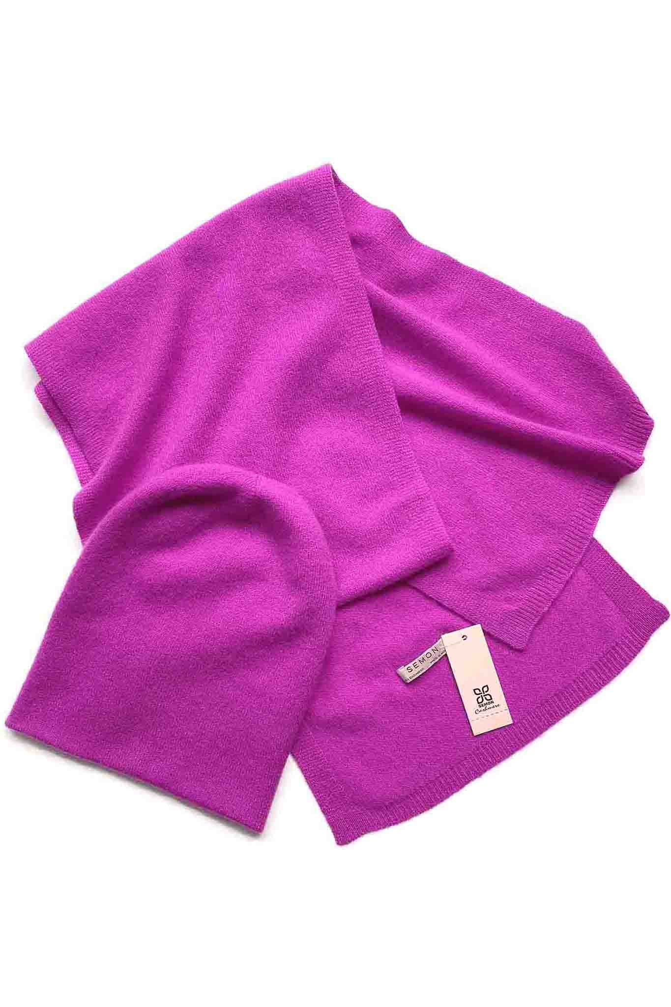 Cashmere hat and scarf set in hot pink