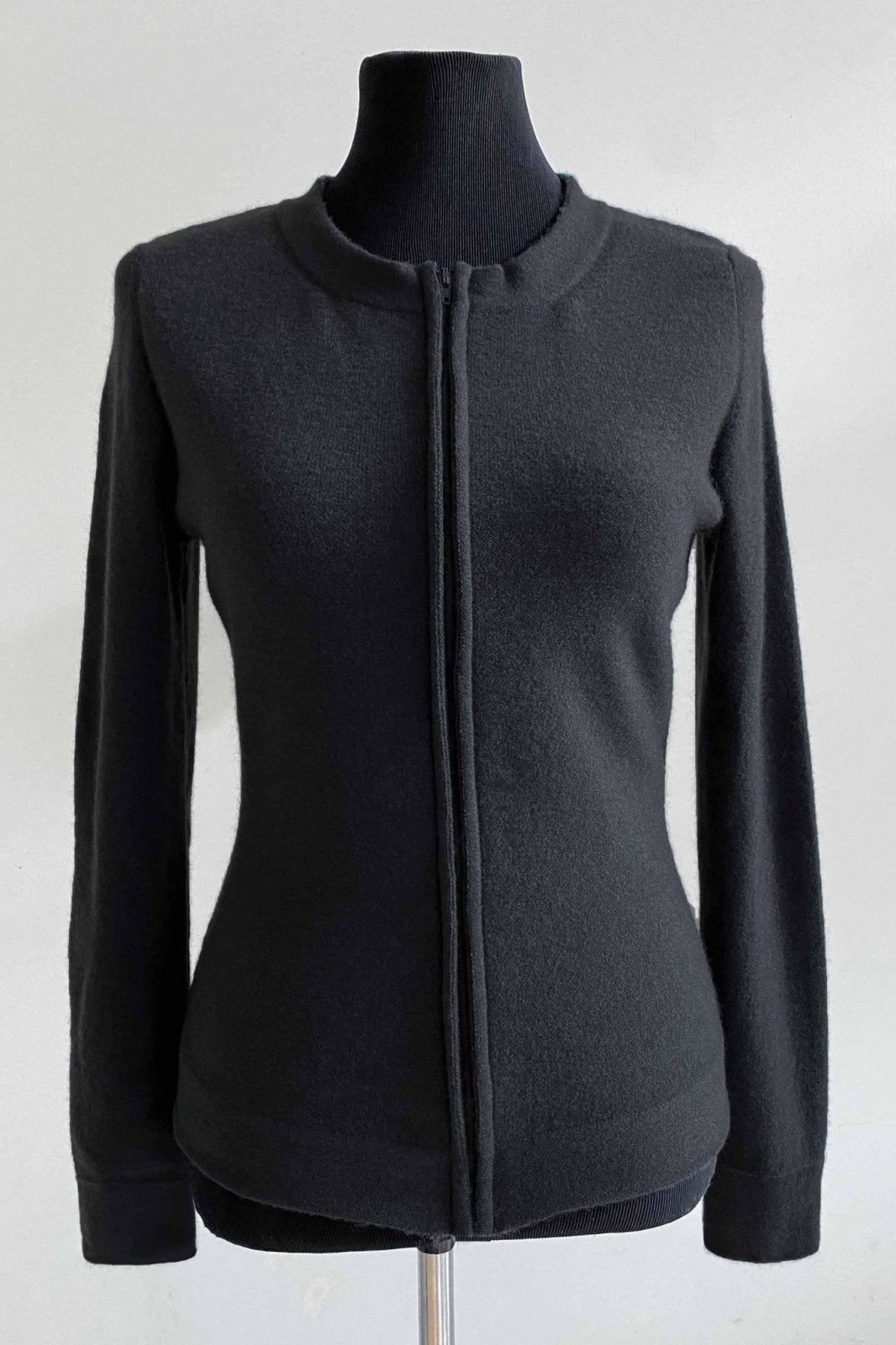 Fitted zip up cardigan in khaki, slate grey and black