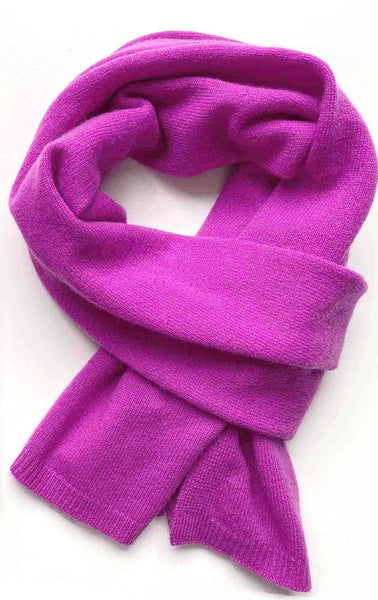 Cashmere scarf in Hot fuchsia pink | SEMON Cashmere
