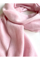 Cashmere scarf in Pale pink 3 | SEMON Cashmere