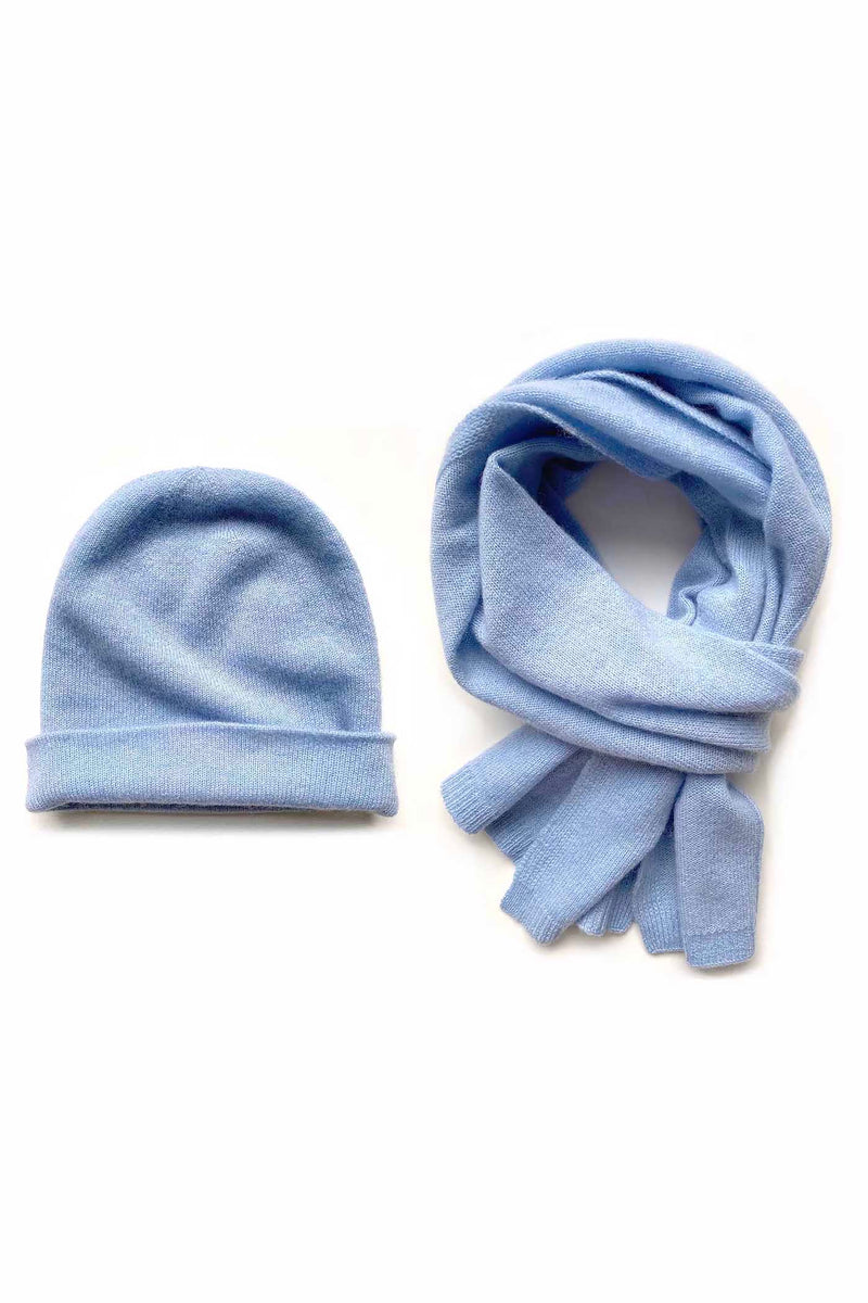 Cashmere hat and scarf set in powder blue | Semon Cashmere