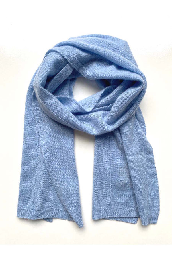 Cashmere scarf in Powder blue | SEMON Cashmere