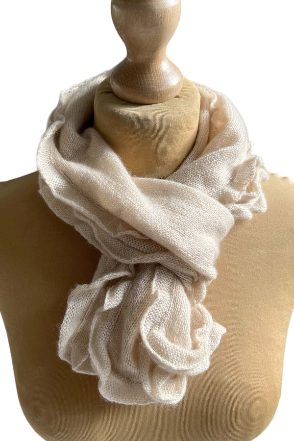 Ruffle edge small cashmere scarf in oat beige SEMON Cashmere