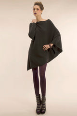 One sleeve cashmere poncho in Charcoal grey - SEMON Cashmere