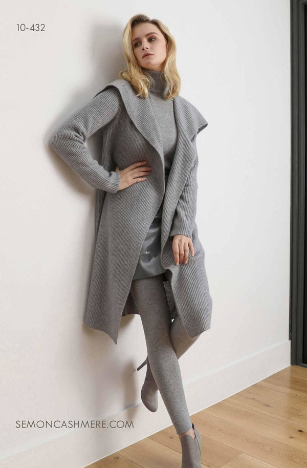 Chunky cashmere cardigan coat in silver grey - SEMON Cashmere