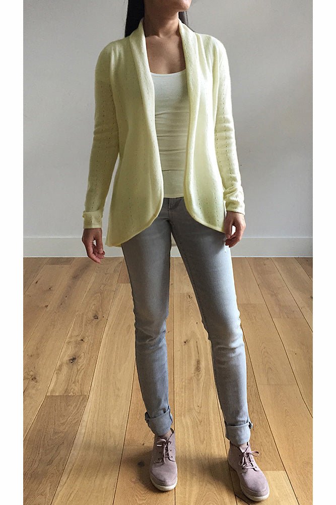 Lacy Cashmere cardigan in Pale lime green - SEMON Cashmere
