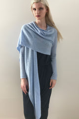 Long front lightweight cashmere cardigan in powder blue - SEMON Cashmere