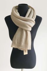 Women's pure cashmere scarf in beige - SEMON Cashmere