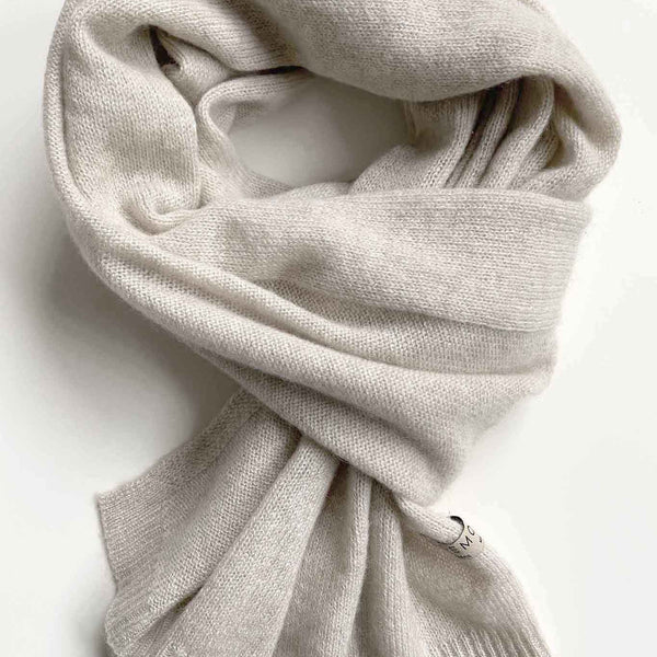 unisex-cashmere-scarf-in-oat-