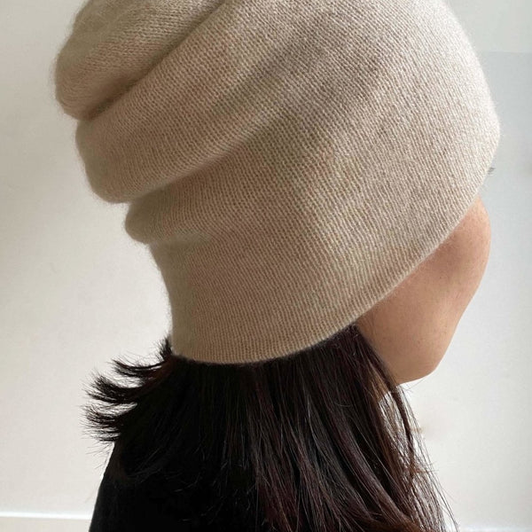 womens-cashmere-beanie-hat-in-